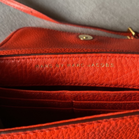 Marc by Marc Jacobs Leather Crossbody - Picture 7 of 8